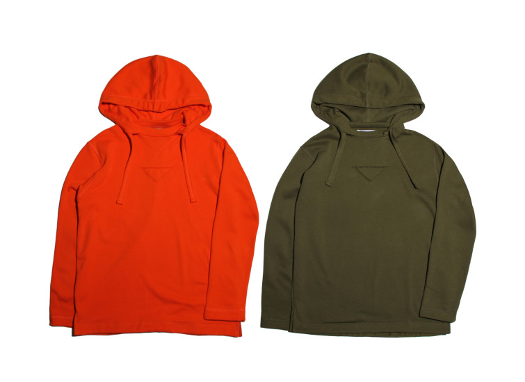 LESS - TRIANGLE HOODIE SWEAT