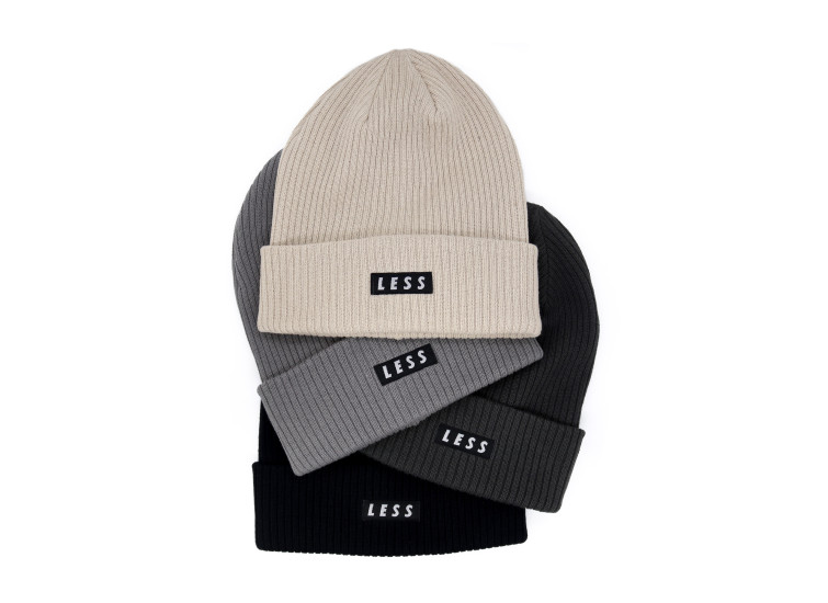 LESS - Box Logo Knitted Cap BEANIE